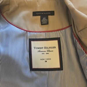 Tommy Hilfiger Striped Lining Jacket - Blue & White